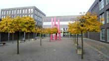 Friedrich Gr�sel: S�ulen f�r eine Akademie (2001)